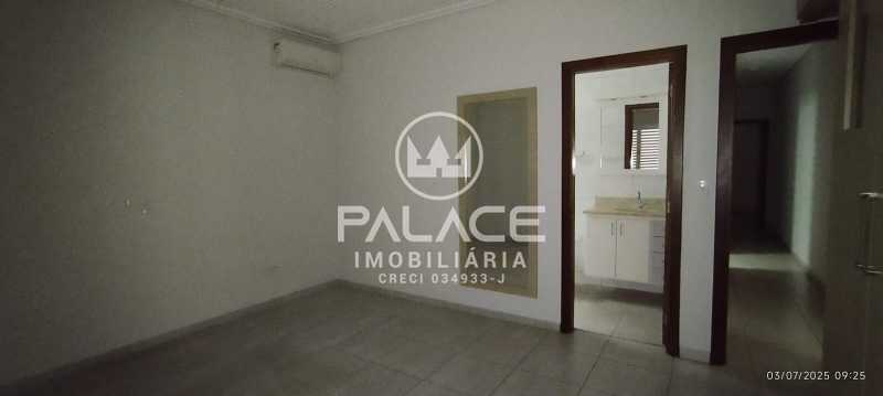 Casa para alugar com 3 quartos, 300m² - Foto 14