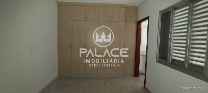 Casa para alugar com 3 quartos, 300m² - Foto 24