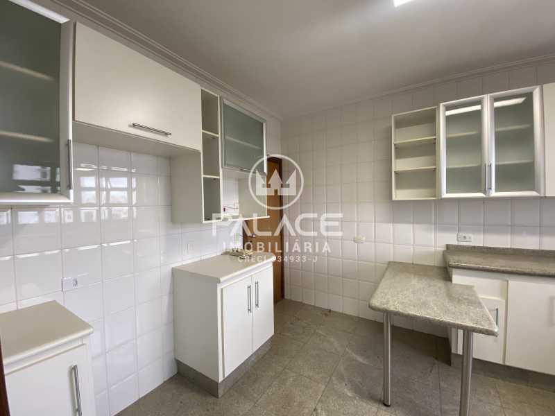 Apartamento à venda com 3 quartos, 255m² - Foto 20