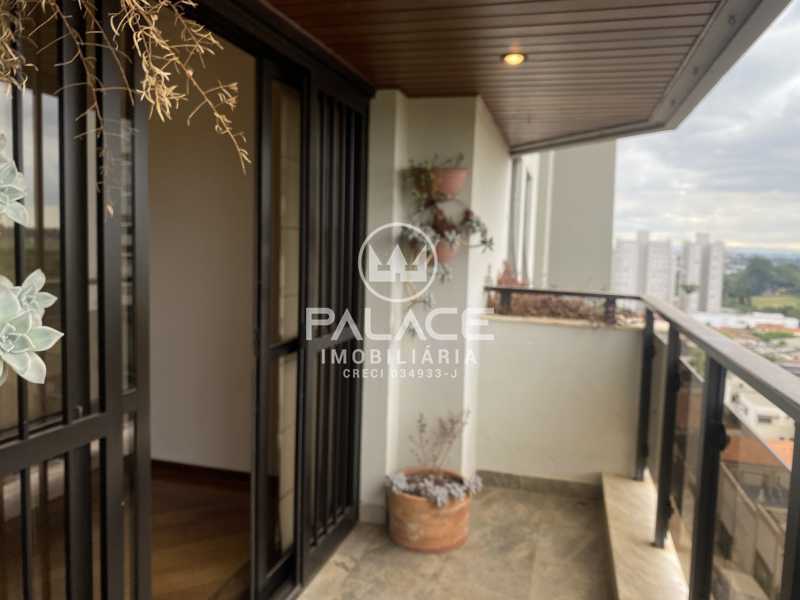 Apartamento à venda com 3 quartos, 255m² - Foto 26