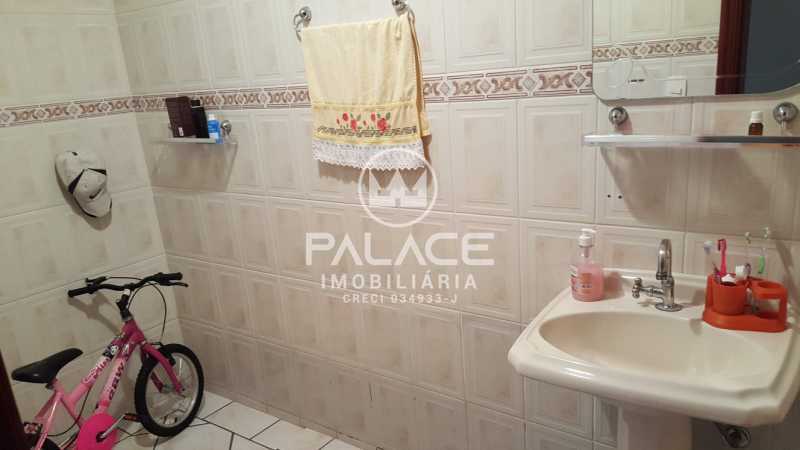 Casa à venda com 2 quartos, 190m² - Foto 13