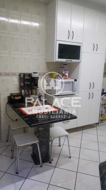 Casa à venda com 2 quartos, 190m² - Foto 11