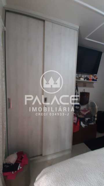 Casa à venda com 2 quartos, 130m² - Foto 2