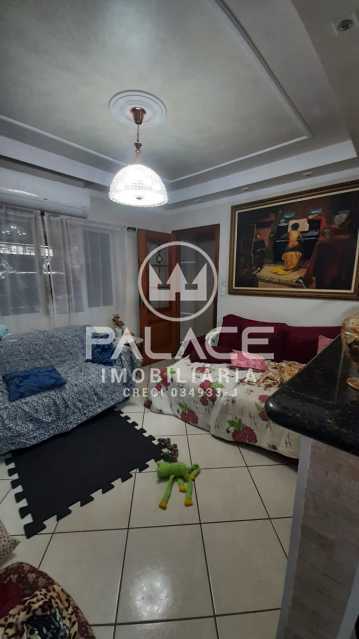 Casa à venda com 2 quartos, 130m² - Foto 11