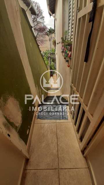 Casa à venda com 2 quartos, 130m² - Foto 16
