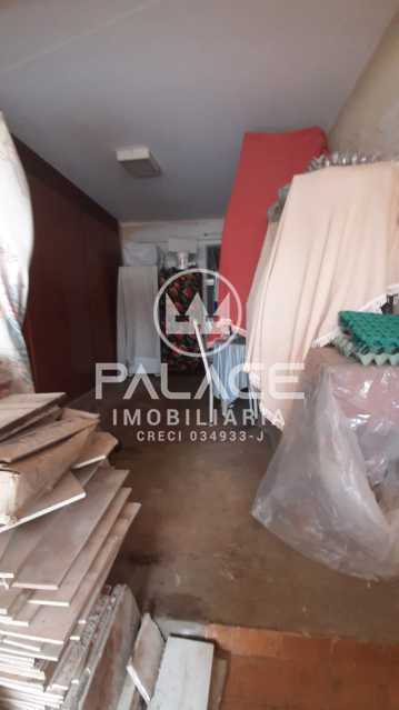 Casa à venda com 2 quartos, 130m² - Foto 18