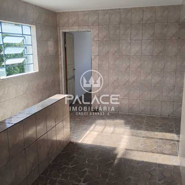 Casa para alugar com 3 quartos, 52m² - Foto 4
