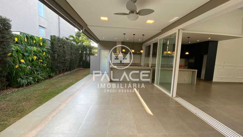 Casa de Condomínio à venda com 3 quartos, 247m² - Foto 10