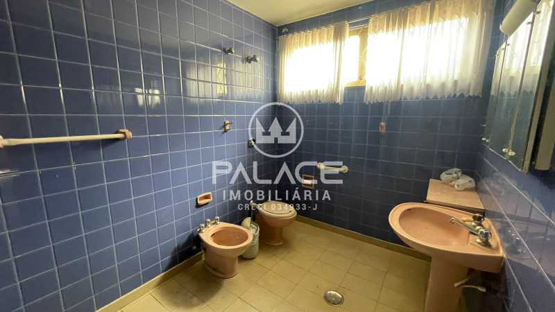 Casa para alugar com 3 quartos, 250m² - Foto 21