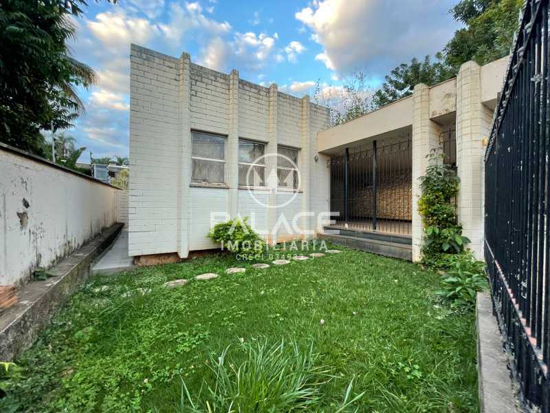 Casa para alugar com 3 quartos, 250m² - Foto 3
