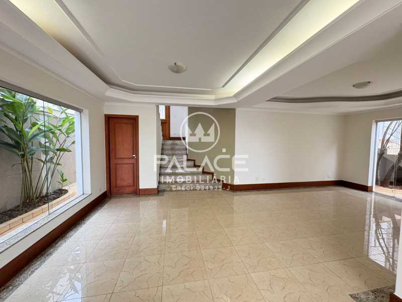 Casa de Condomínio para alugar com 4 quartos, 258m² - Foto 4