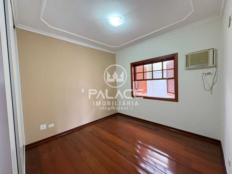 Casa de Condomínio para alugar com 4 quartos, 258m² - Foto 7