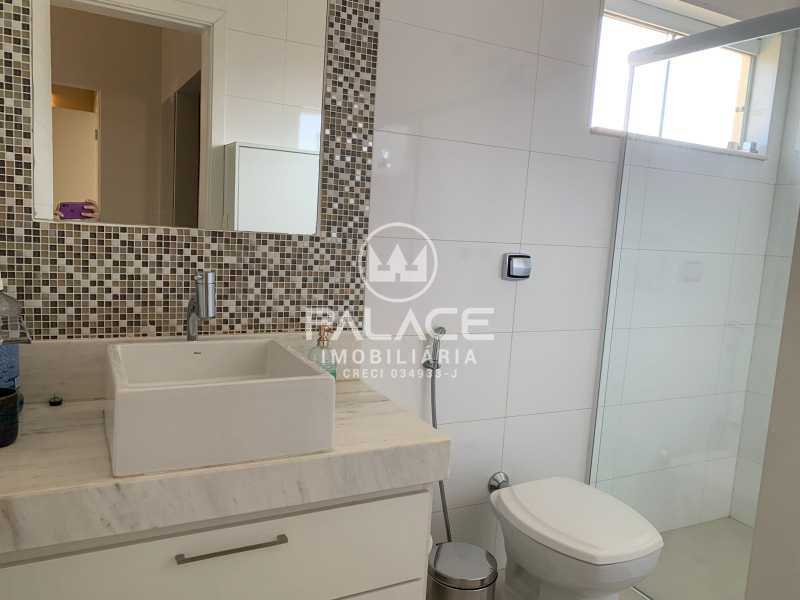 Casa de Condomínio para alugar com 3 quartos, 350m² - Foto 17