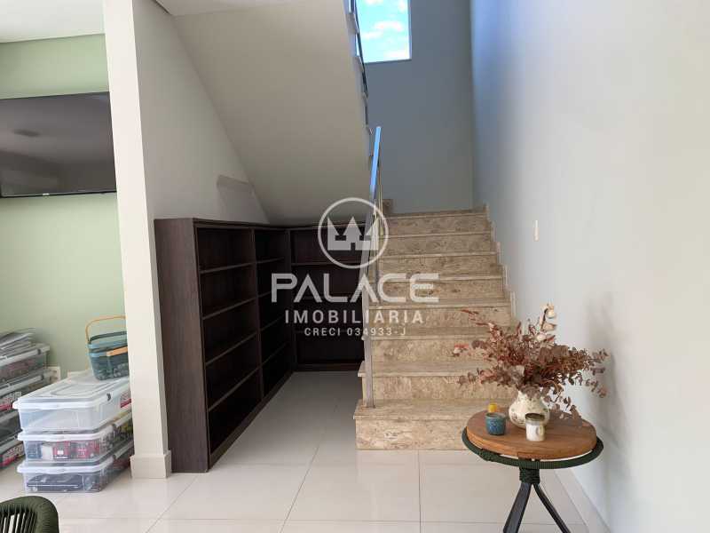 Casa de Condomínio para alugar com 3 quartos, 350m² - Foto 4