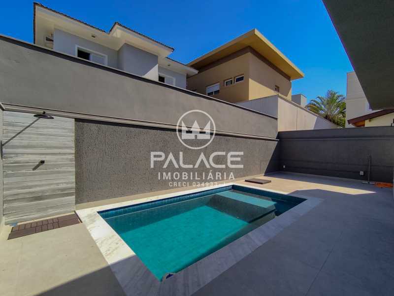 Casa de Condomínio à venda e aluguel com 3 quartos, 225m² - Foto 4