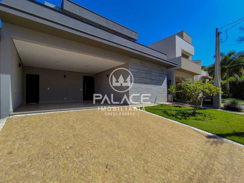 Casa de Condomínio à venda e aluguel com 3 quartos, 225m² - Foto 2