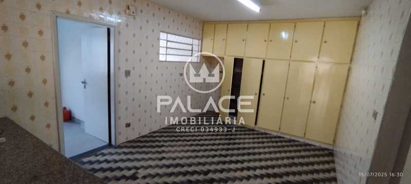 Casa para alugar com 3 quartos, 137m² - Foto 11
