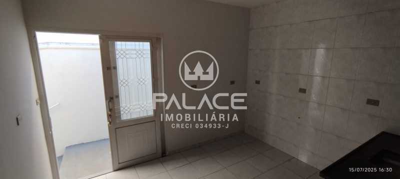 Casa para alugar com 3 quartos, 137m² - Foto 17