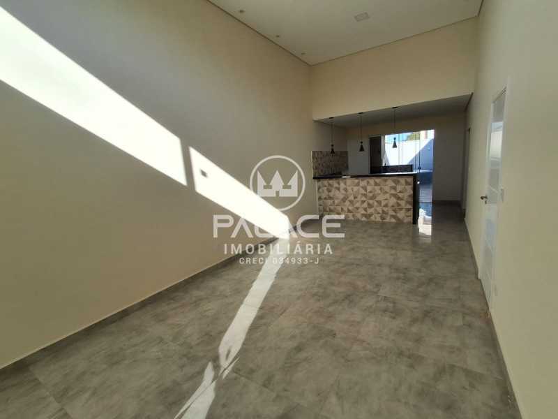 Casa de Condomínio à venda com 3 quartos, 200m² - Foto 2
