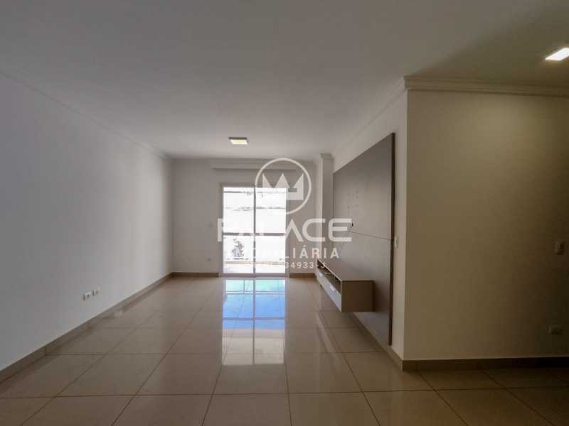 Apartamento à venda com 3 quartos, 118m² - Foto 4