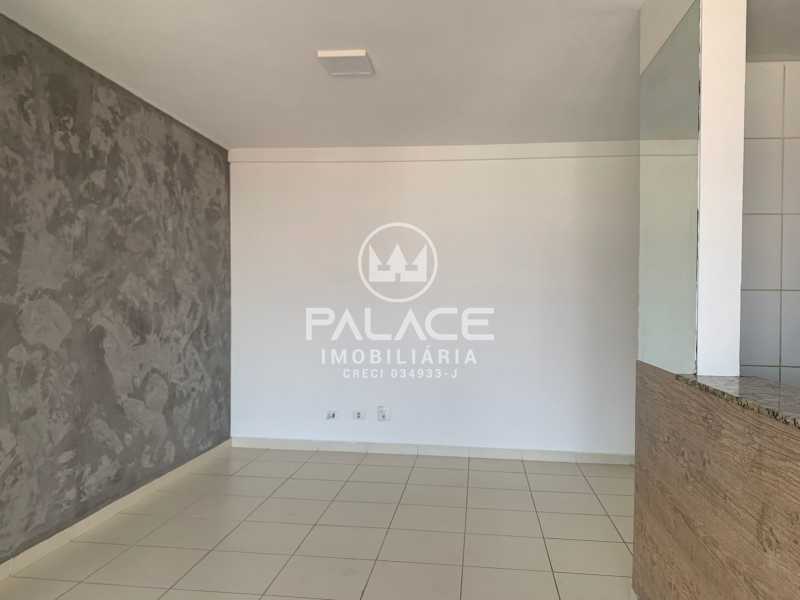 Apartamento para alugar com 3 quartos, 163m² - Foto 2