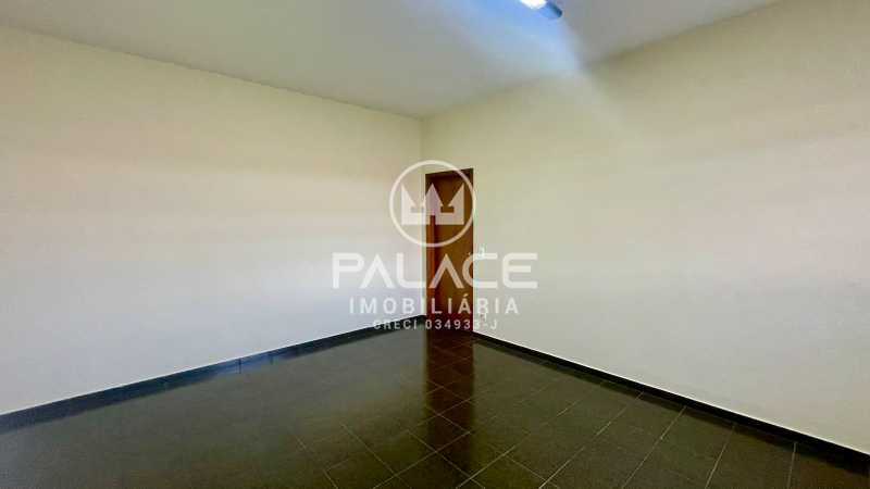 Casa para alugar com 3 quartos, 385m² - Foto 3