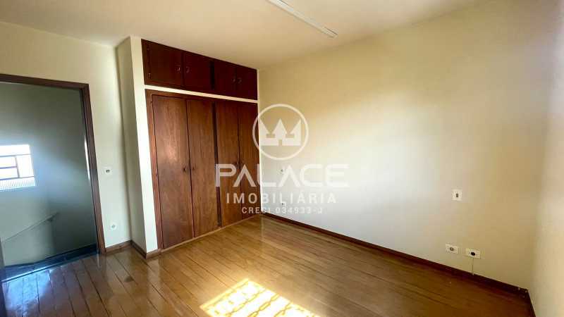 Casa para alugar com 3 quartos, 385m² - Foto 8
