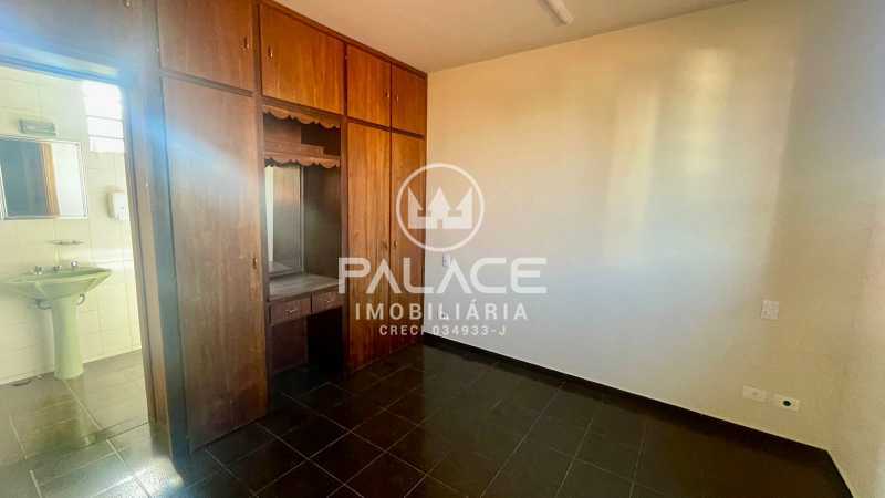 Casa para alugar com 3 quartos, 385m² - Foto 15