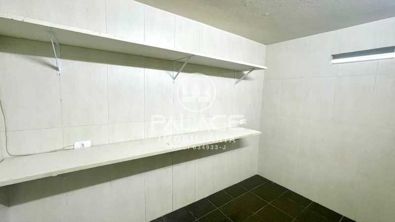 Casa para alugar com 3 quartos, 385m² - Foto 22