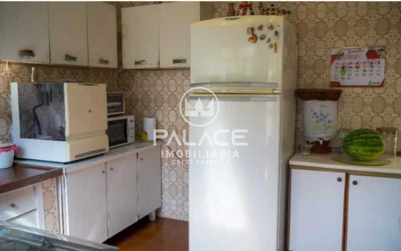 Casa à venda com 3 quartos, 142m² - Foto 11