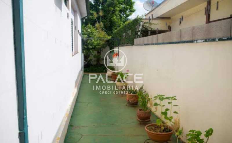 Casa à venda com 3 quartos, 142m² - Foto 13