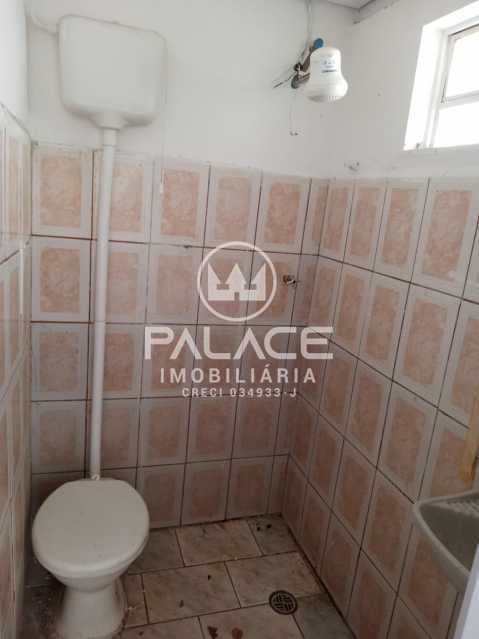 Casa à venda com 2 quartos, 250m² - Foto 13