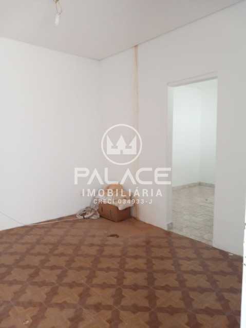 Casa à venda com 2 quartos, 250m² - Foto 15