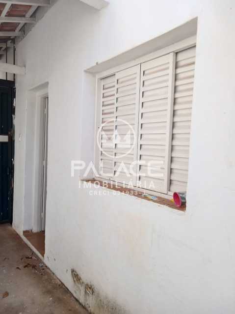 Casa à venda com 2 quartos, 250m² - Foto 17