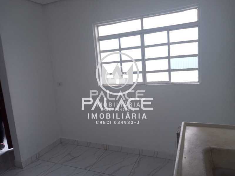 Casa à venda com 2 quartos, 250m² - Foto 20