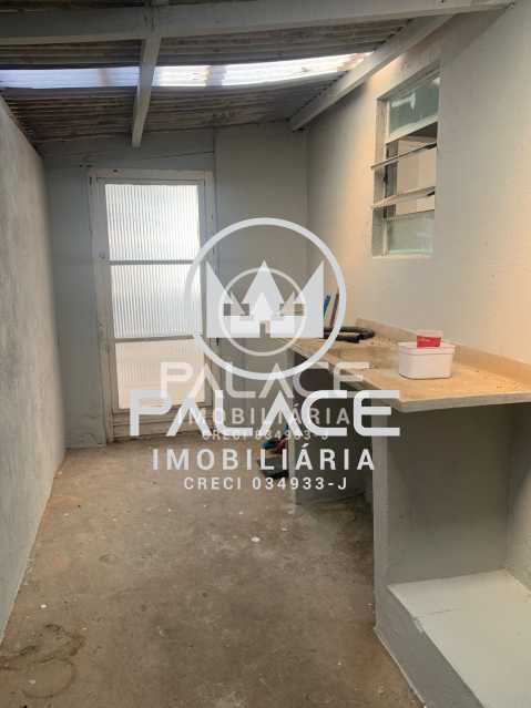 Casa à venda com 2 quartos, 250m² - Foto 28