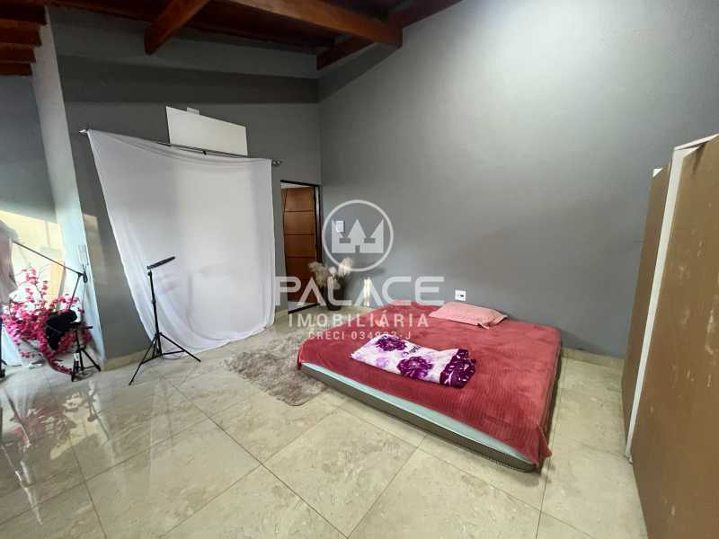 Casa à venda e aluguel com 3 quartos, 300m² - Foto 10