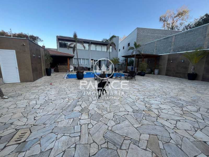 Casa à venda e aluguel com 3 quartos, 300m² - Foto 20