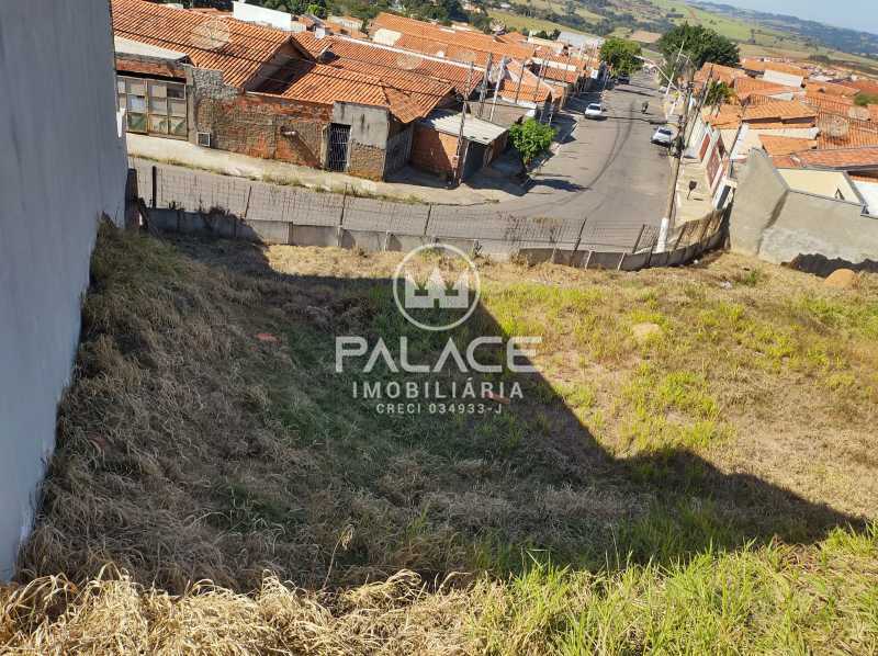 Terreno à venda, 200m² - Foto 8