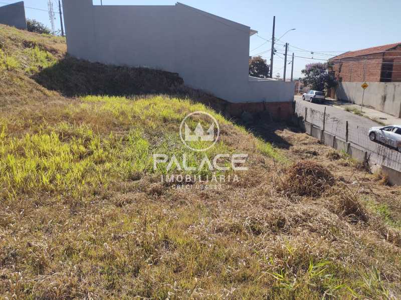 Terreno à venda, 200m² - Foto 9