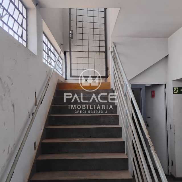 Loja-Salão para alugar, 2618m² - Foto 13