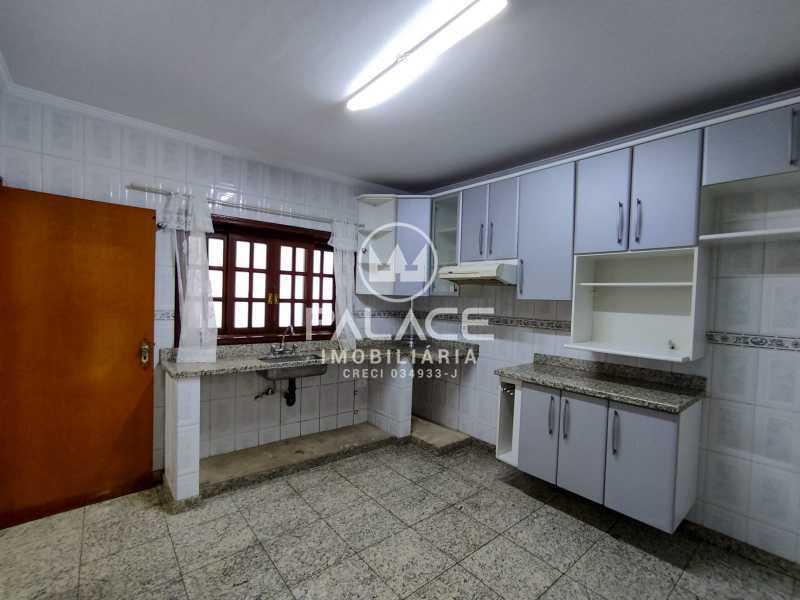 Casa de Condomínio à venda e aluguel com 3 quartos, 205m² - Foto 11