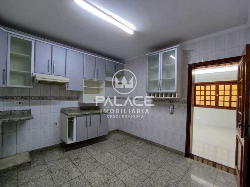 Casa de Condomínio à venda e aluguel com 3 quartos, 205m² - Foto 12