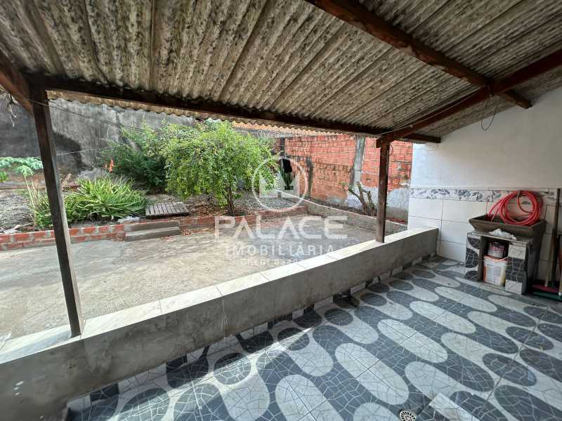 Casa para alugar com 3 quartos, 38m² - Foto 18