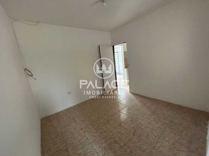 Casa para alugar com 3 quartos, 38m² - Foto 12