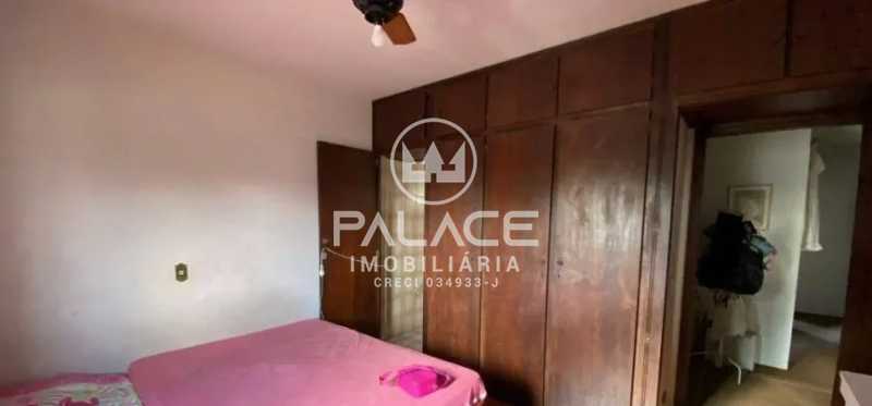Casa à venda com 5 quartos, 233m² - Foto 9