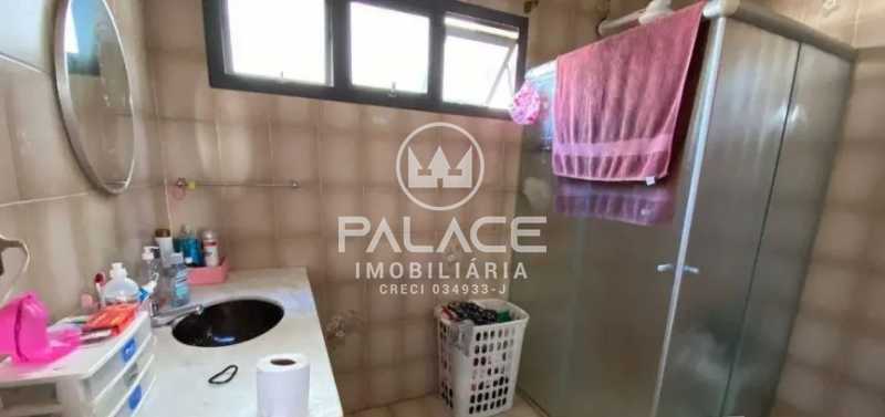 Casa à venda com 5 quartos, 233m² - Foto 10
