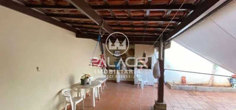 Casa à venda com 5 quartos, 233m² - Foto 15