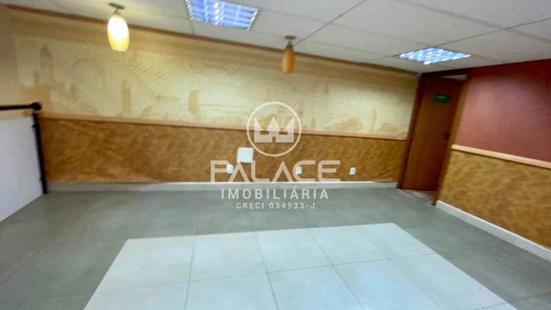 Prédio Inteiro para alugar, 113m² - Foto 12