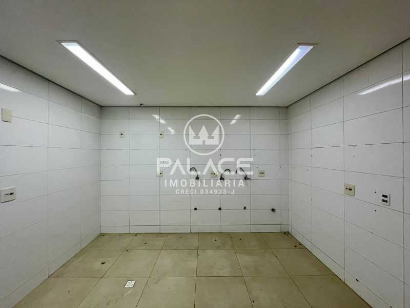 Prédio Inteiro para alugar, 113m² - Foto 9